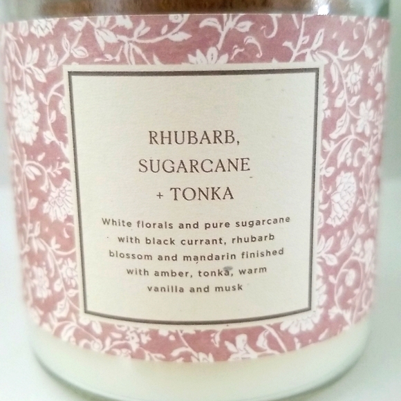 Threshold Spring Candle, Rhubarb, Sugarcabe & Tonka - Picture 3 of 4